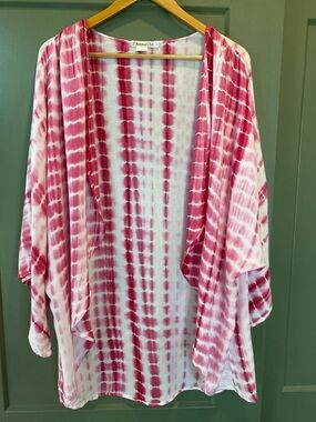 Z. Avenue USA Pink Tie-Dye Open Front Wrap